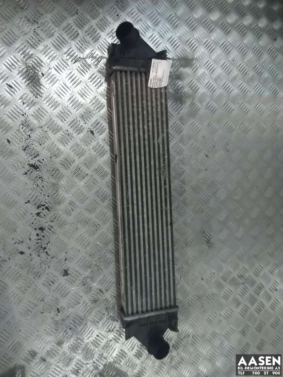 Intercooler til Volvo V70 2007-2013 (Type III, Fase 1) (VALEO|31338471|)