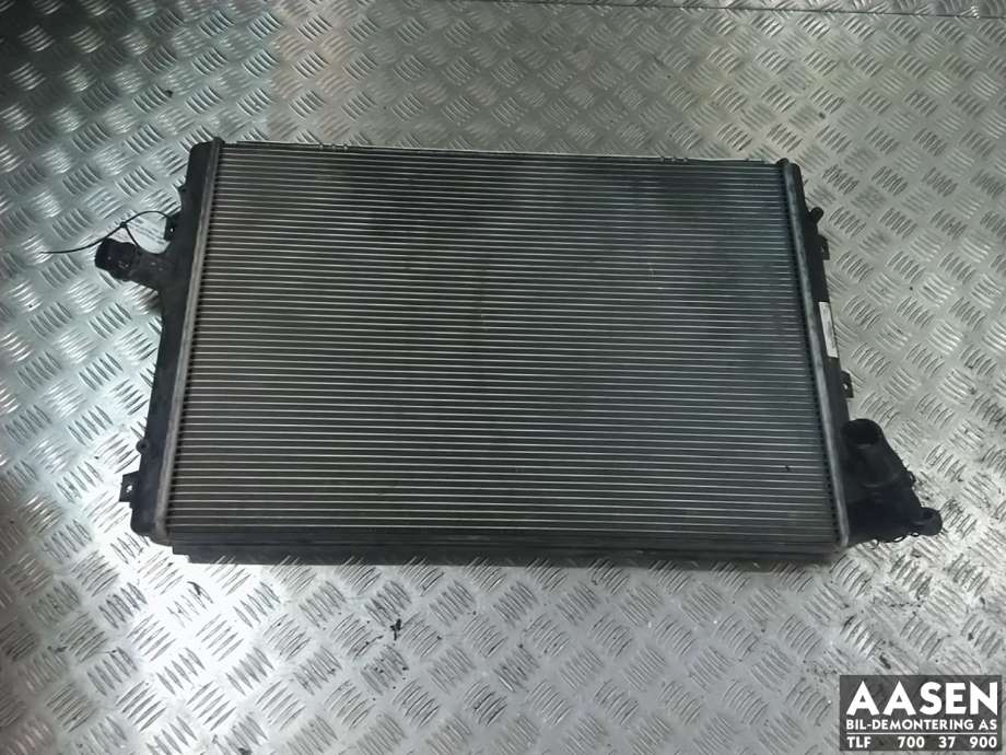 Radiator (automat gir) til VW Golf, Plus/Cross, 2009-2013 (Fase 2)  (1K0 121 251 DM)