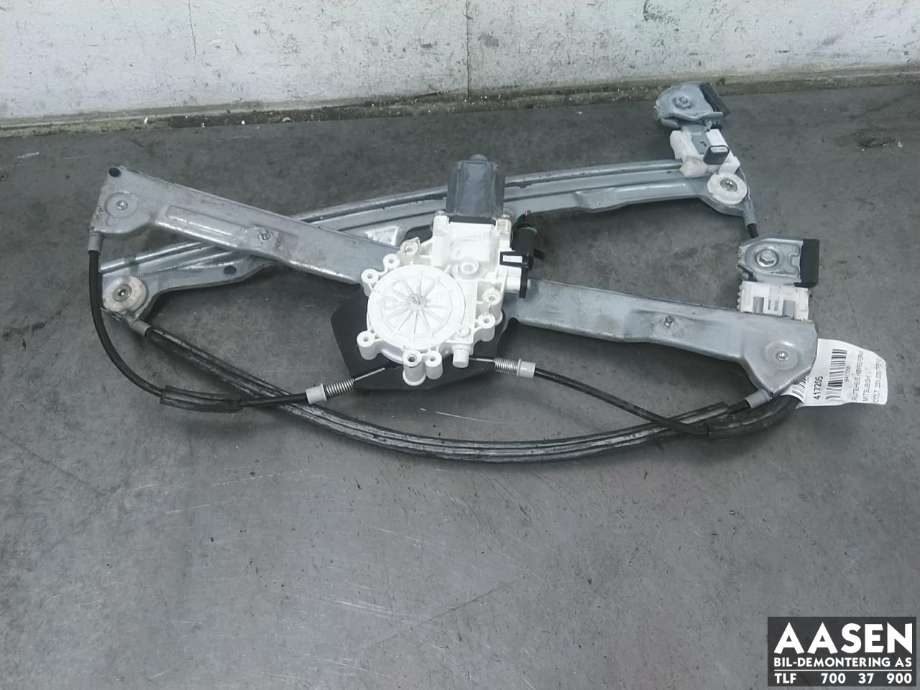 Ruteheis høyre foran til Mitsubishi Colt, 2004-2008 (Type VII, Fase 1) (5713A134)