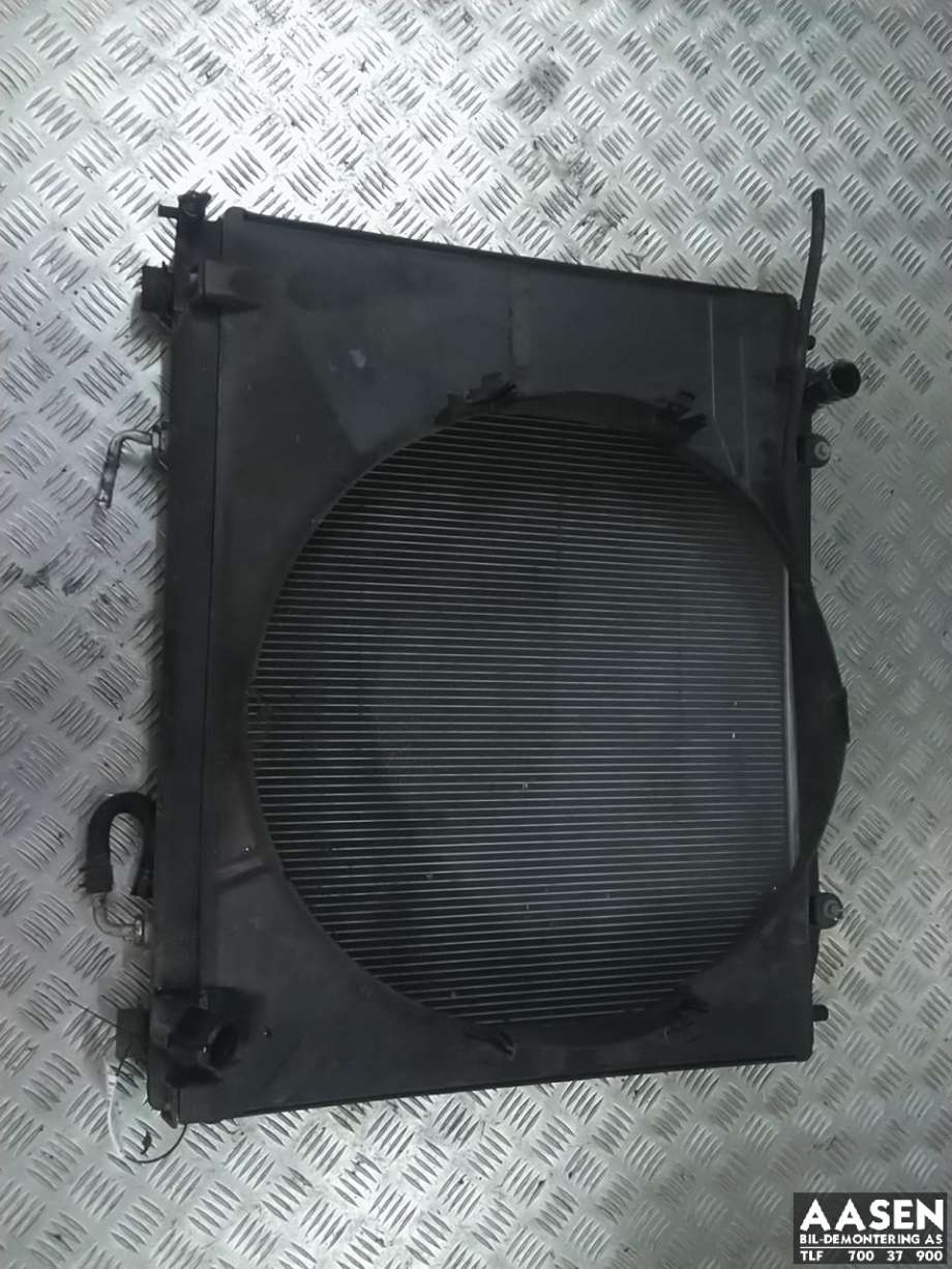 Radiator (automat gir) til Mitsubishi Pajero, 2007-2016 (Type IV, Fase 1)  (1350A155)