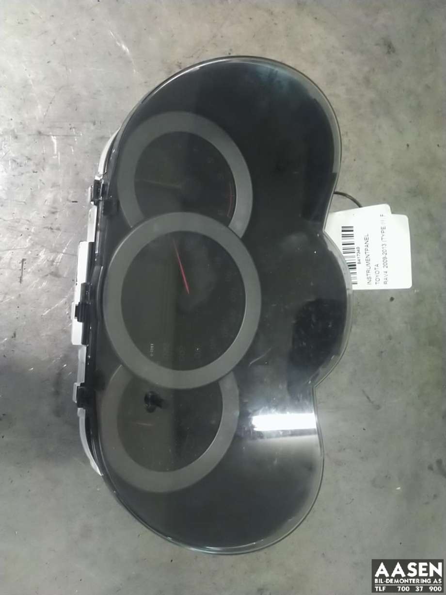 Instrumentpanel til Toyota RAV4, 2009-2013 (Type III, Fase 2)  (8380042F31)