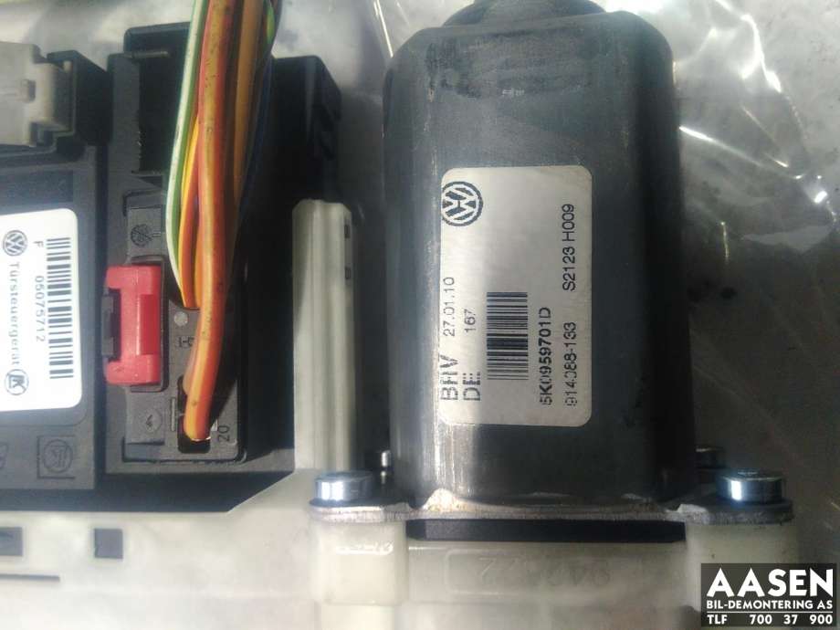 Ruteheis venstre foran til VW Golf VI 2008-2012  (5K0 959 701 E|)