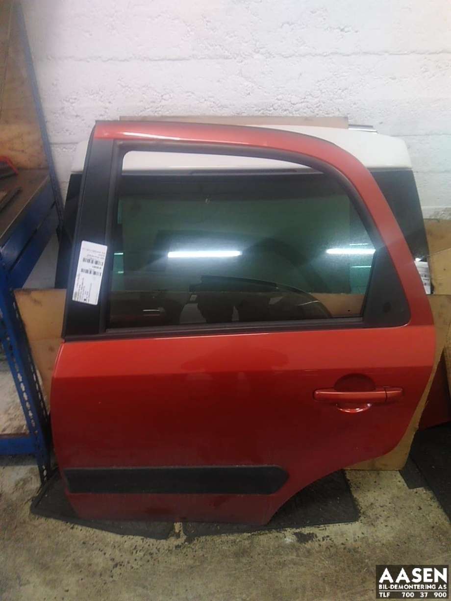 Dør venstre bak til Suzuki SX4, 2006-2009 (Type I, Fase 1)  