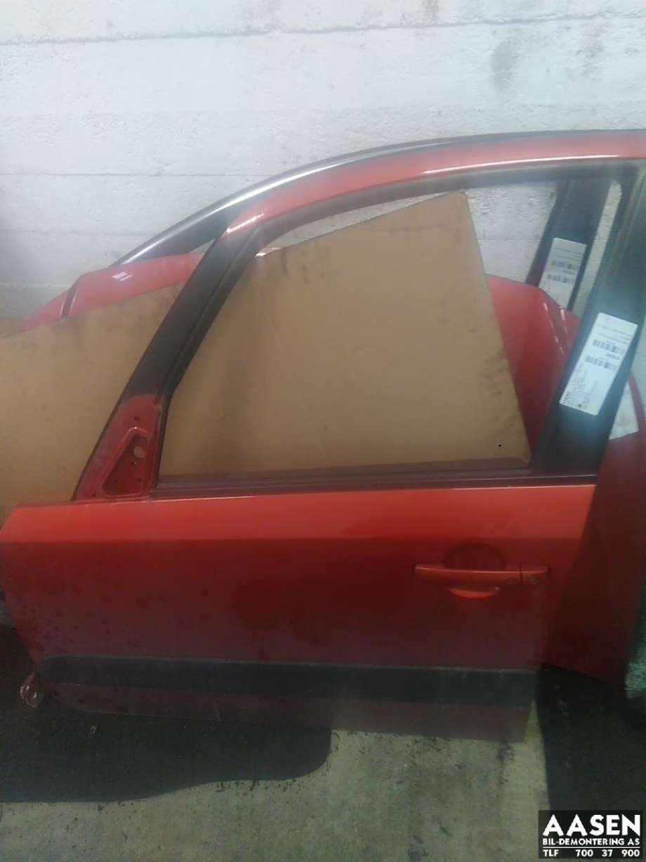 Dør venstre foran til Suzuki SX4, 2006-2009 (Type I, Fase 1)  