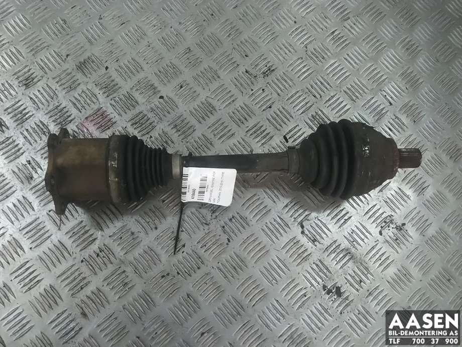 Drivaksel venstre foran, diesel/automat til VW Touran 2010-2015 (Type I, Fase 3) (1K0 407 763 X|1K0 407 271 KB|)
