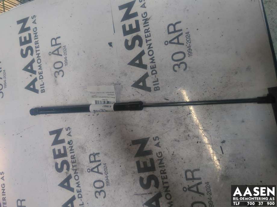 Baklukedemper høyre til Nissan Qashqai, 2014-2021 (Type II)  (904504EA1A)