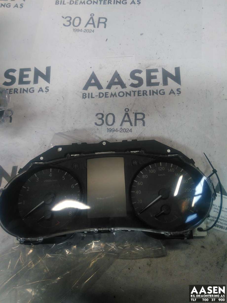 Instrumentpanel til Nissan Qashqai, 2014-2021 (Type II)  (248104EL0A)