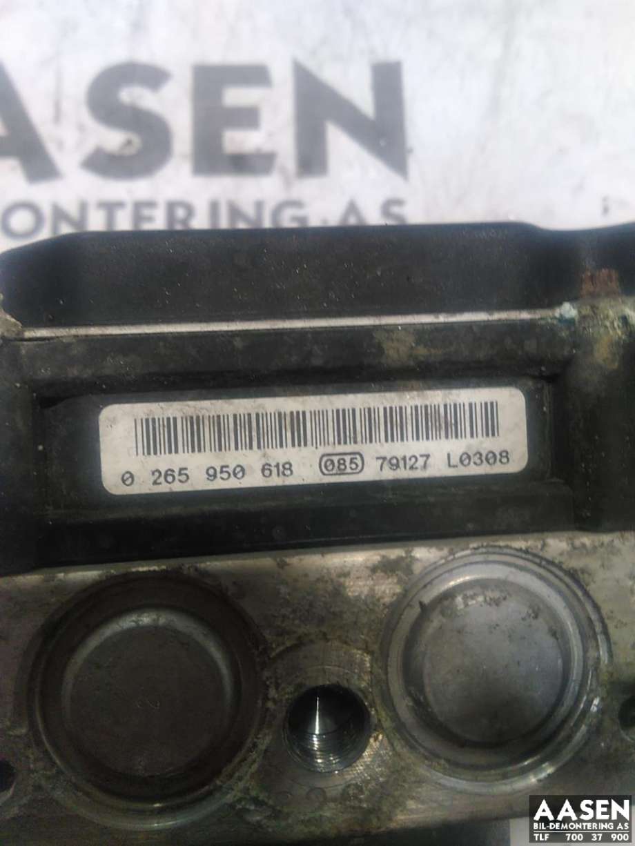 ABS sentral til Mercedes B-Klasse 2008-2011 (Fase 2) (W245) (W245) (0265950618|A0064310212|)