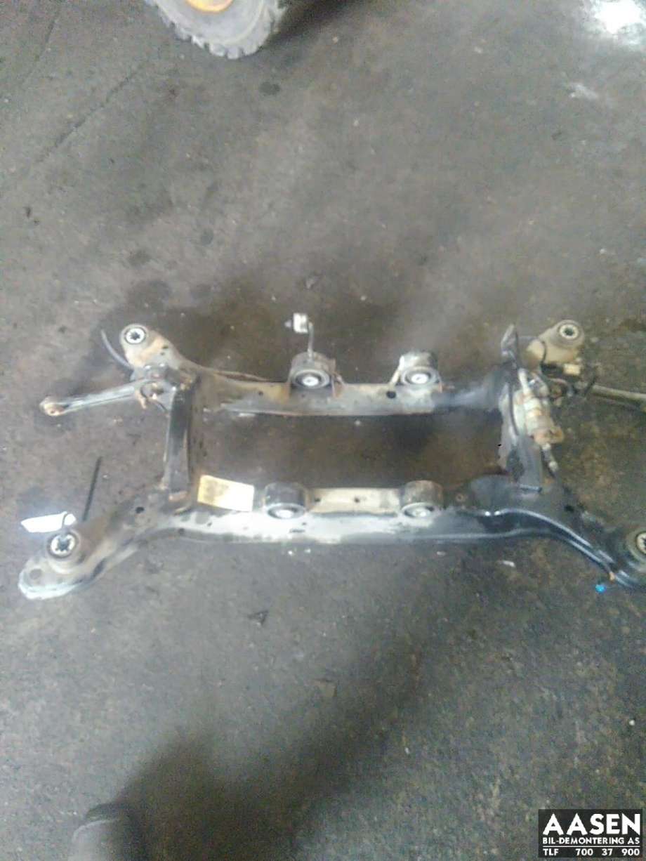 Travers bak til Volvo V60/V60 CC 2013-2018 (Type I, Fase 2)  
