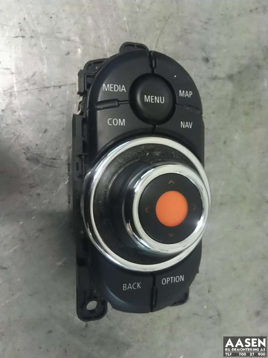 Bilstereo navigasjon betjeningspanel til Mini Countryman, 2017-2023 (F60) (F60) (65 82 9 392 037)