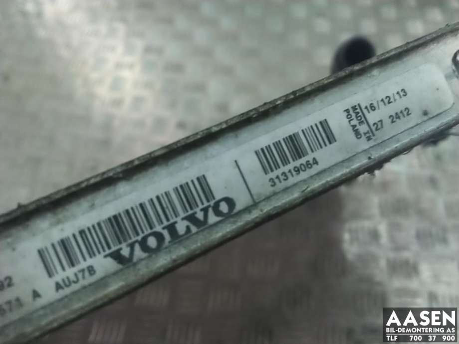 Radiator (manuell gir) til Volvo V40 2012-2019  (VALEO|31319064|)