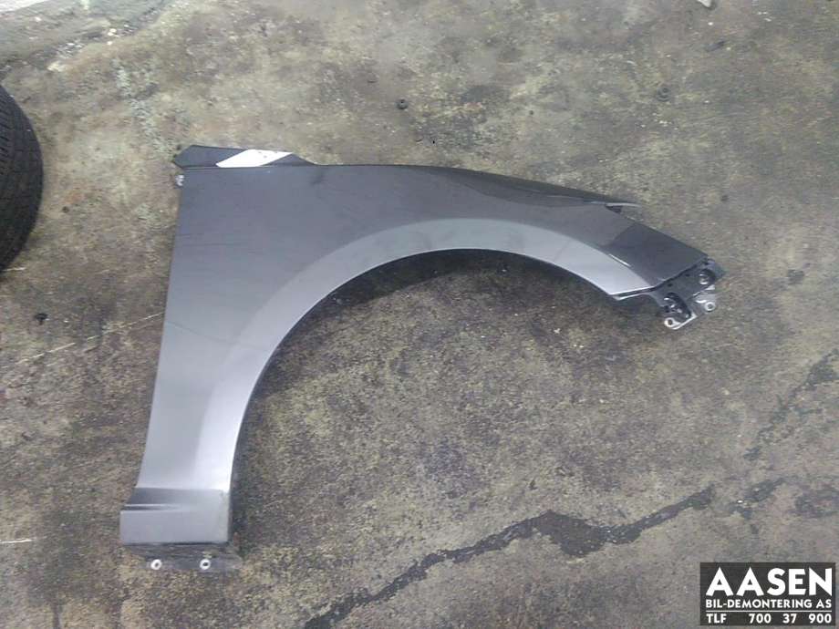 Skjerm høyre foran til Mazda 3, 2016-2019 (Type III, Fase 2)  (B45A52111B)