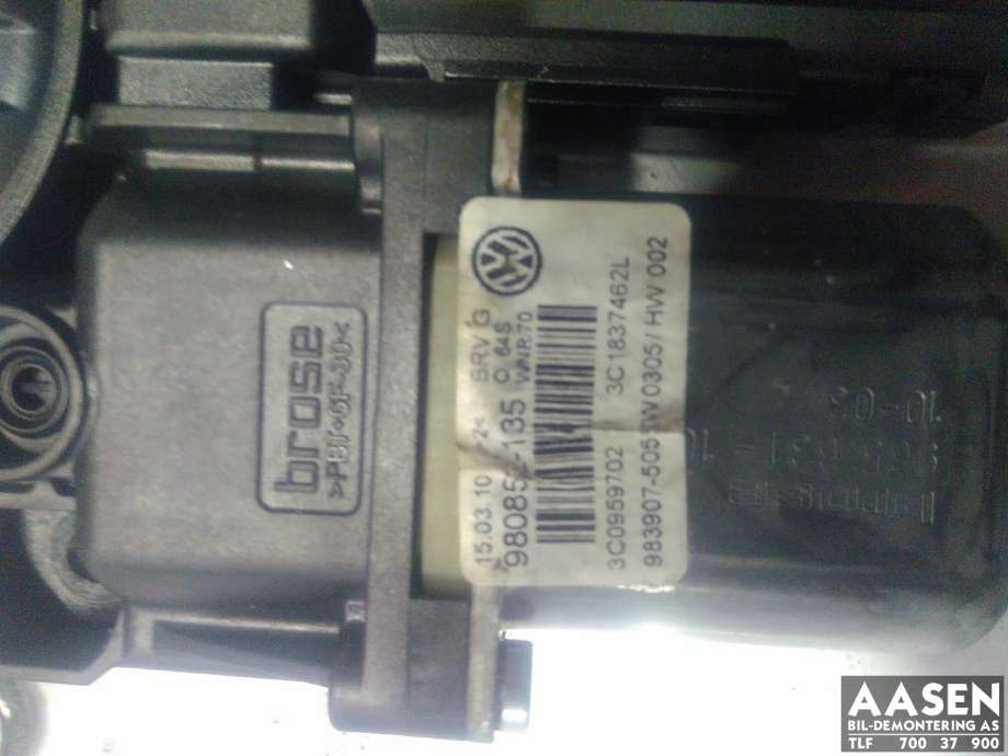Ruteheis høyre foran til VW Passat 2005-2010 (B6) (B6) (3AA 959 702 A|)