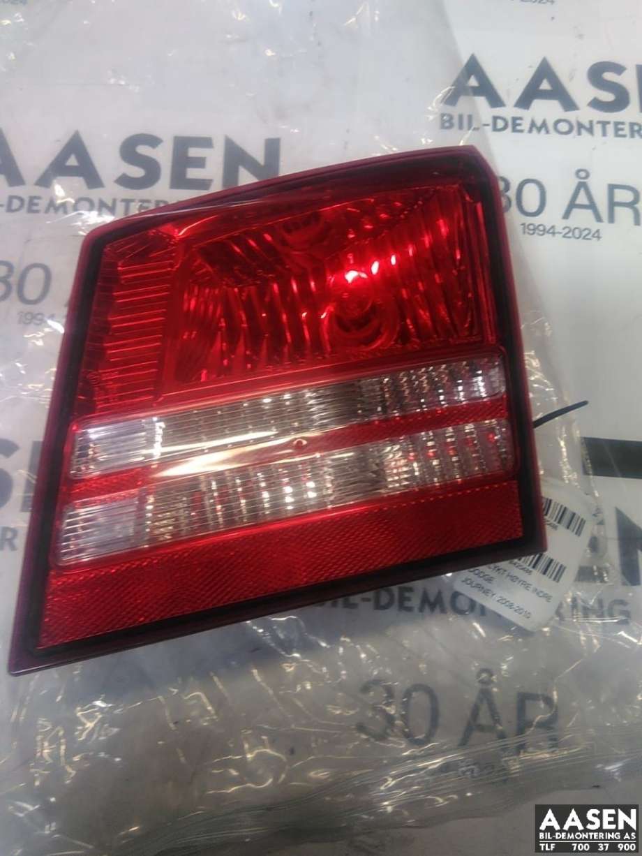 Baklykt høyre indre til Dodge Journey, 2008-2010