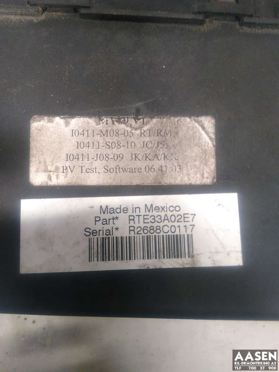 Sikringsboks motorrom til Dodge Journey 2008-2010  
