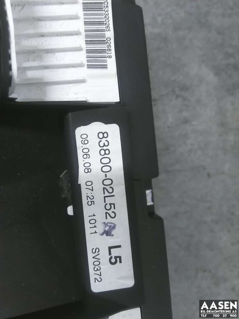 Instrumentpanel til Toyota Auris 2007-2010 (Type I, Fase 1) (83800-02L52|)
