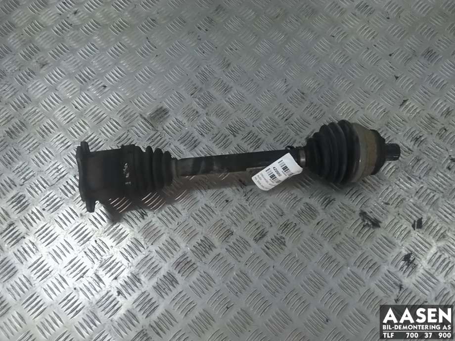 Drivaksel høyre foran, diesel/automat til Audi A6, 2005-2008 (Type III, Fase 1) (C6) (C6) (4F0 407 272 J)