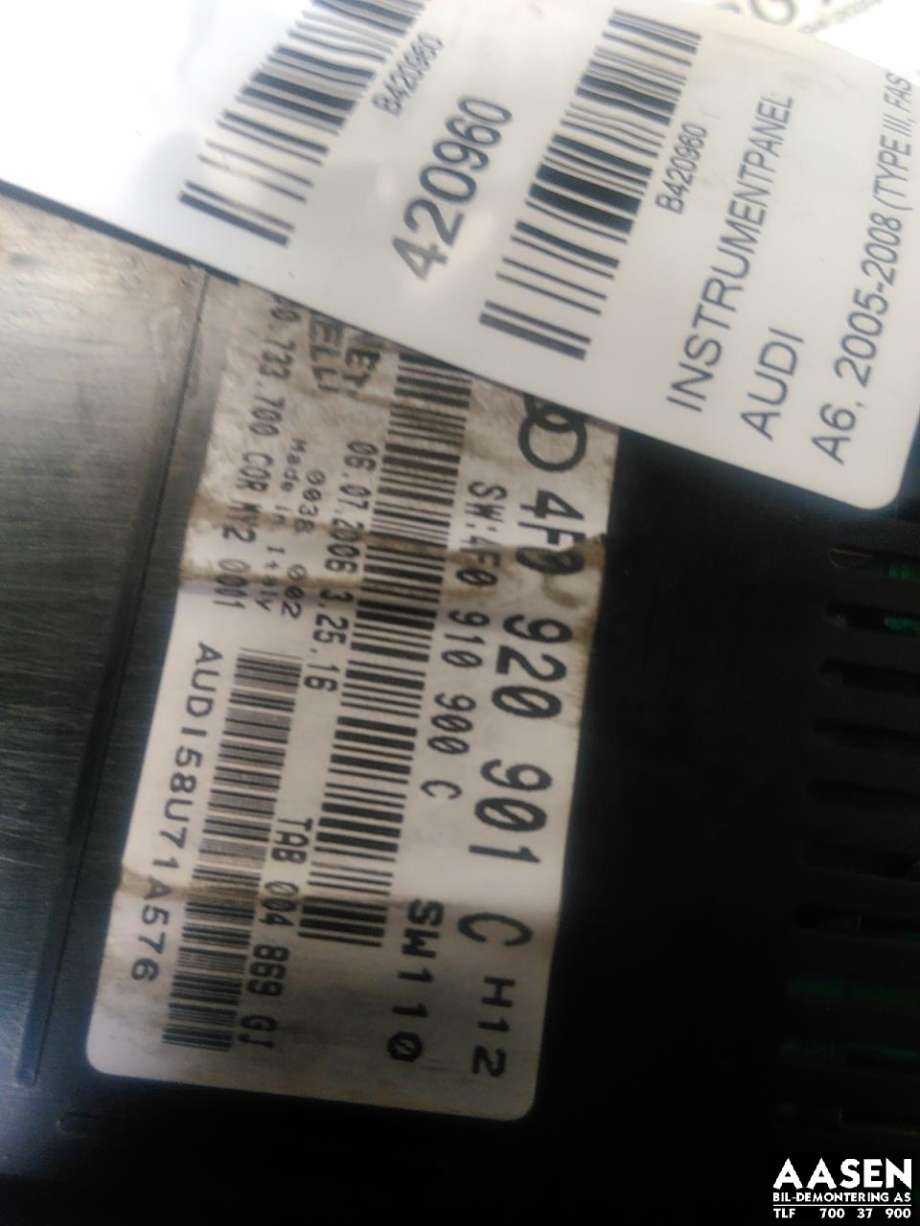 Instrumentpanel til Audi A6 2005-2008 (Type III, Fase 1) (C6) (C6) (4F0 920 901 G|)