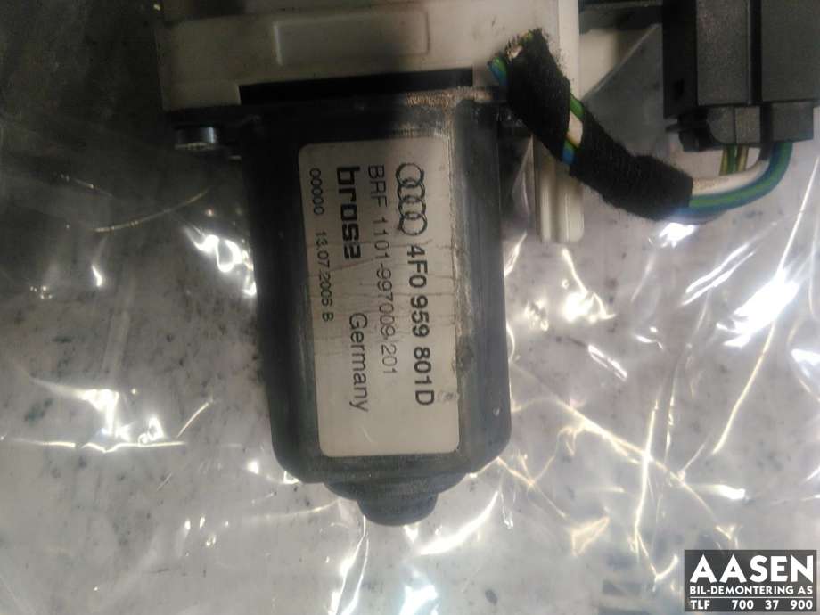 Ruteheis, kun motor, venstre foran til Audi A6 2005-2008 (Type III, Fase 1) (C6) (C6) (4F0 959 801 D|)