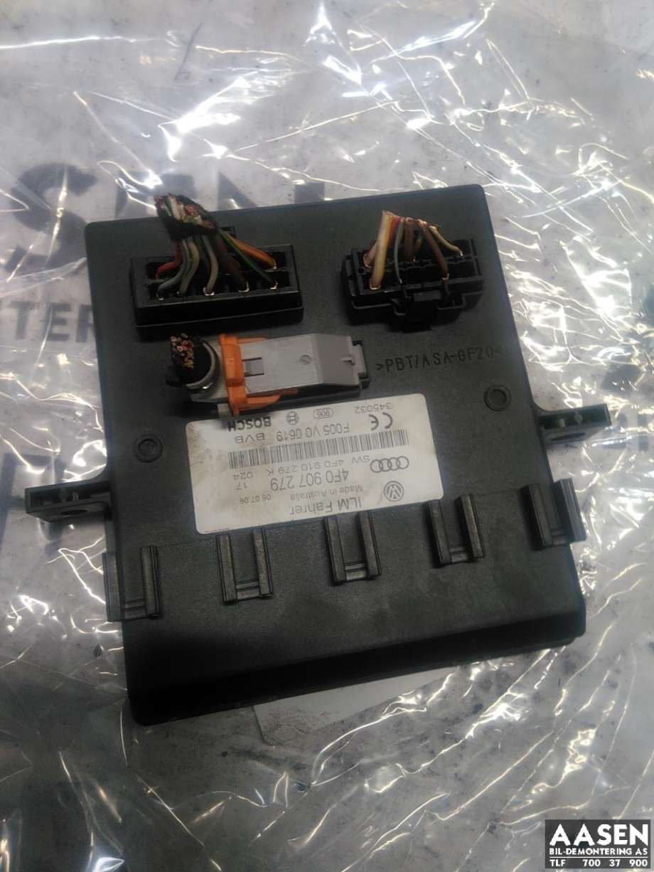 Styreenhet comfort (BCM) til Audi A6, 2005-2008 (Type III, Fase 1) (C6) (C6) (4F0 907 279)