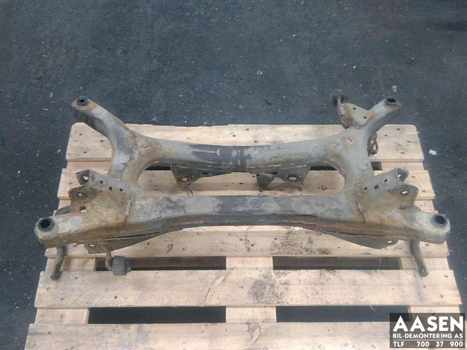 Travers bak til Toyota Prius 2016-2023 (Type IV) (combi) (combi) (5120647011|5120647013|)