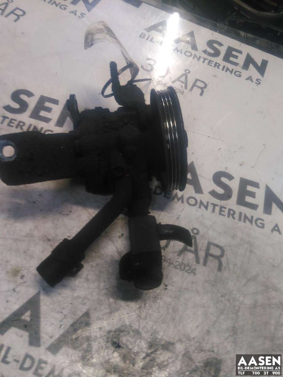 Servo pumpe mekanisk til Nissan Navara 2005-2010 (Fase 1) (D40) (D40) (49110EB300|)