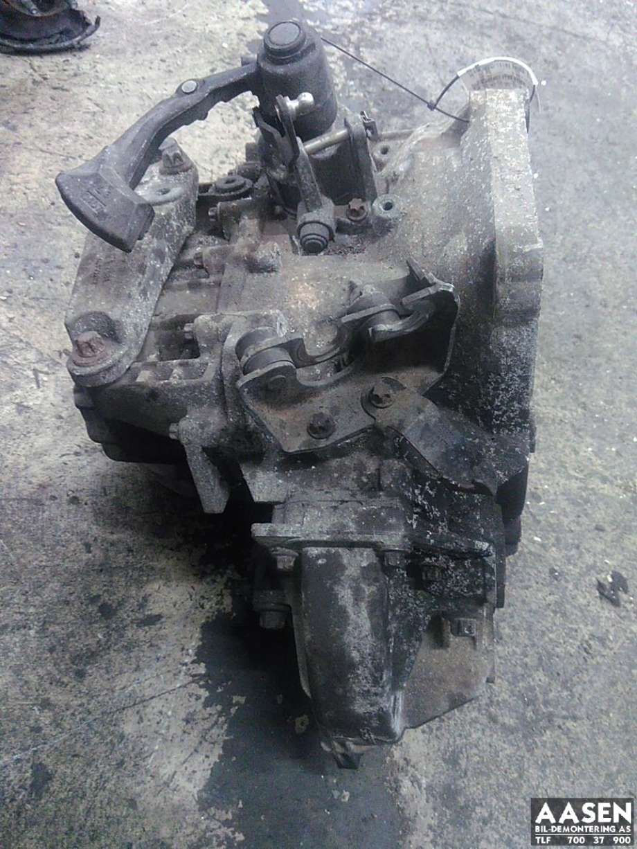 Girkasse manuell 6-trinn til Opel Zafira B 2005-2011  (55561228|)