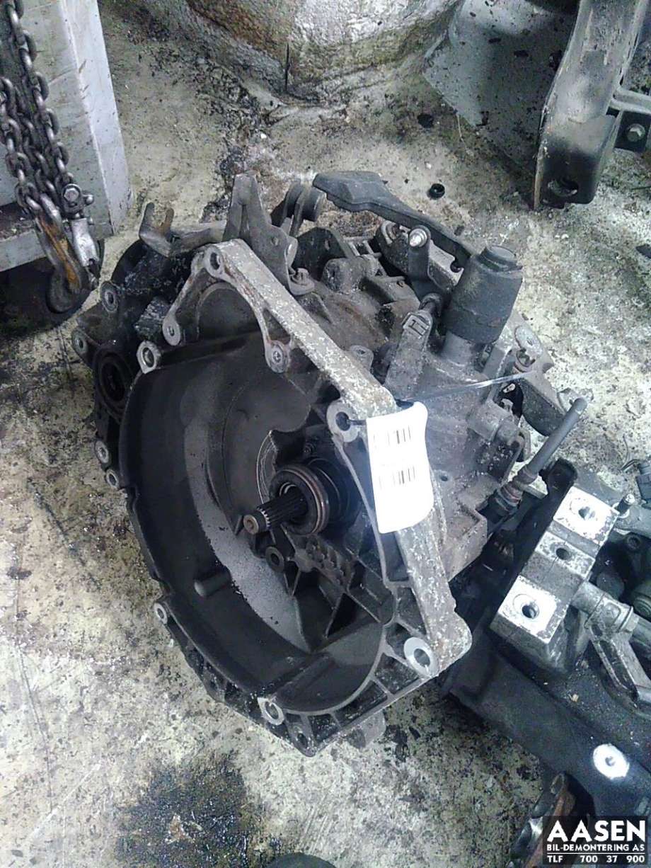 Girkasse manuell 6-trinn til Opel Zafira B 2005-2011  (55561228|)