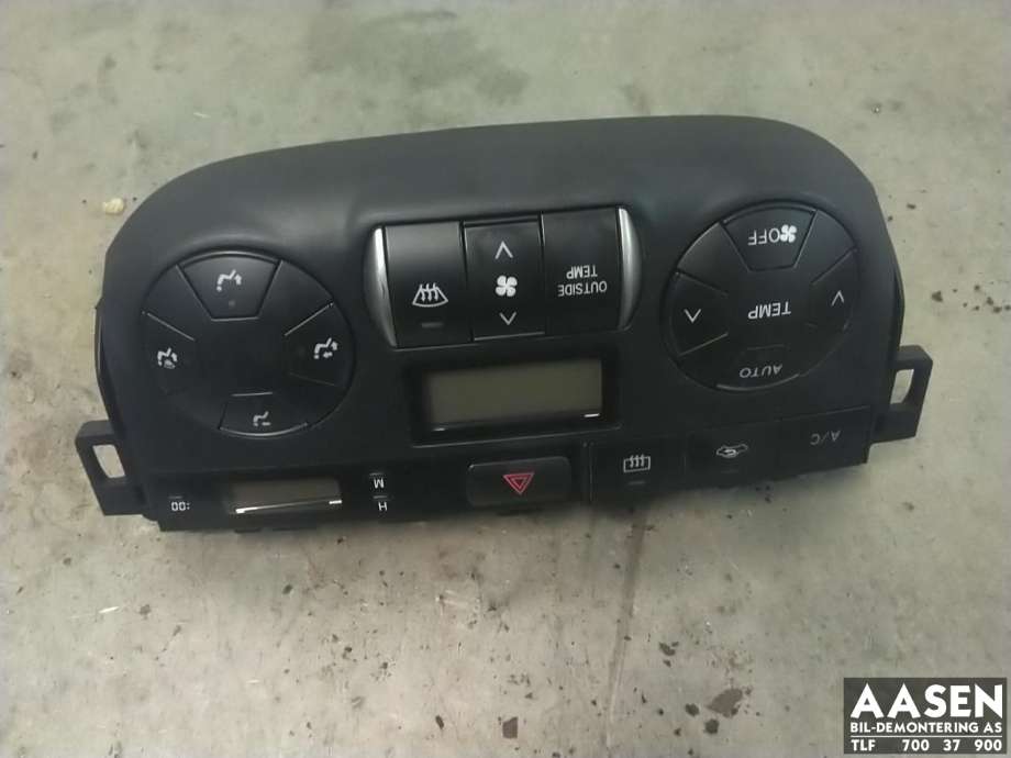Varmeapparat betjening til Toyota RAV4, 2000-2006 (Type II)