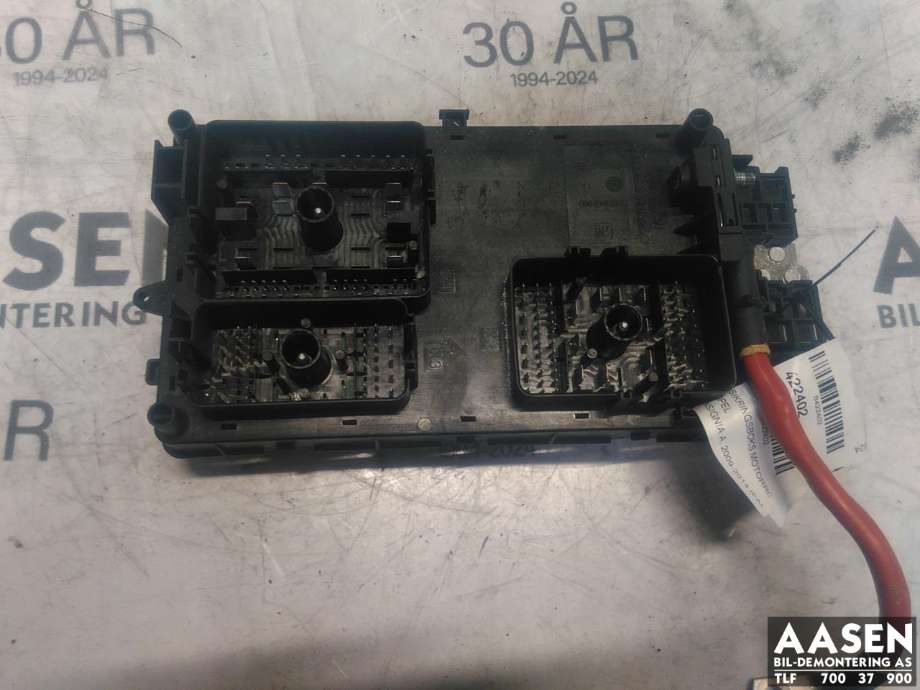 Sikringsboks motorrom til Opel Insignia A, 2009-2014  