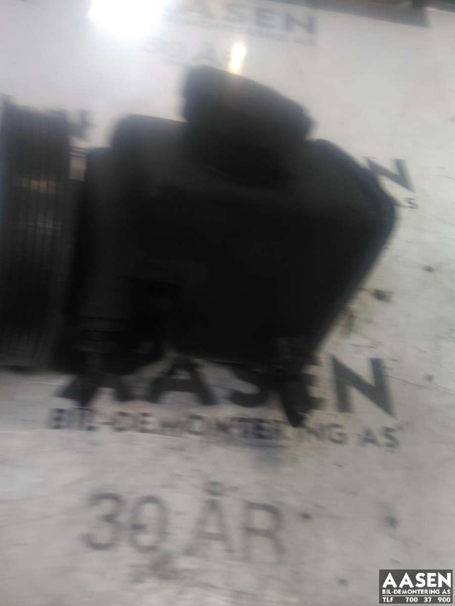 Servo pumpe mekanisk til Mercedes Vito/Viano 2004-2010 (Fase 1) (W639) (W639) (A 003 466 72 01|)