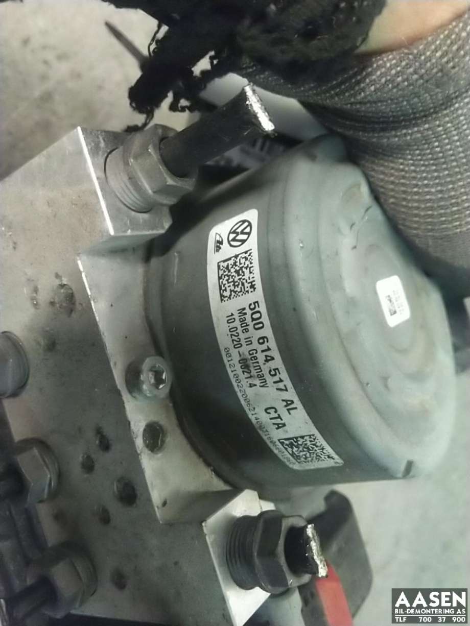 ABS sentral til VW Golf VII 2012-2017 (Fase 1)  (5Q0 614 517 AL|)