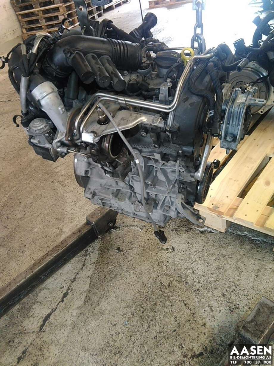Motor hybrid bensin del til VW Golf VII 2012-2017 (Fase 1)  (CUKB|04E 100 099 A|04E 100 099 AX|)