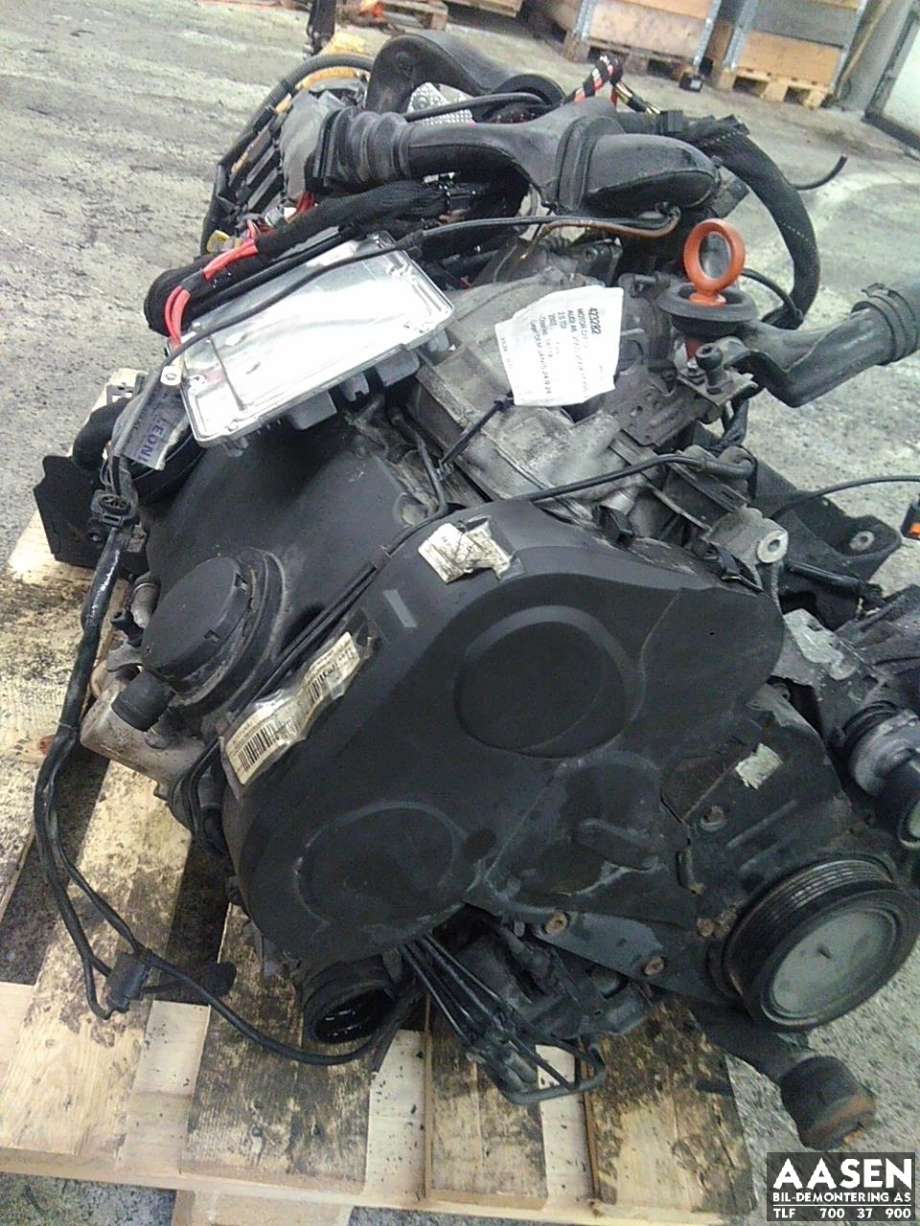 Motor diesel til Audi A6 2005-2008 (Type III, Fase 1) (C6) (C6) (BRE|03G 100 103 LX|03G 103 264 CX|)