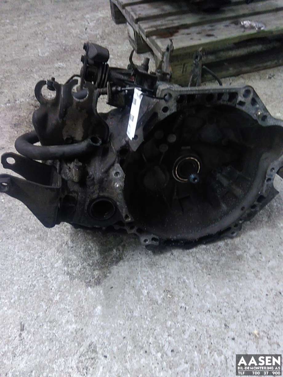 Girkasse manuell til Toyota Corolla 2002-2007  (30300-13070|3030013071|)