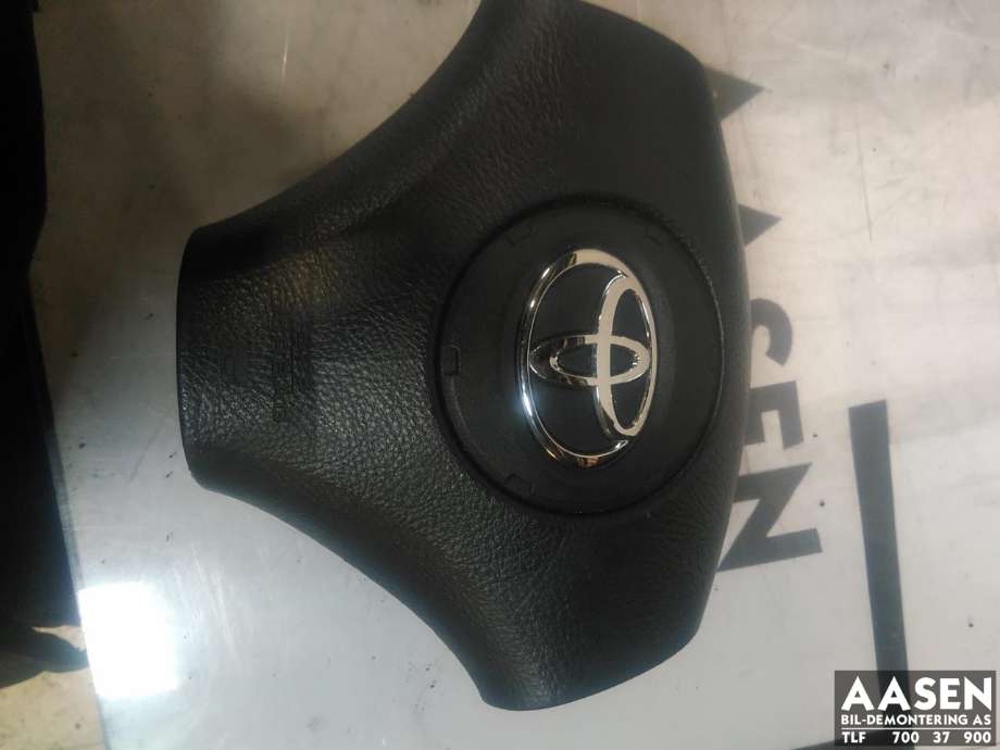 Airbag rattpute til Toyota Corolla, 2002-2007  (451300W070B0)