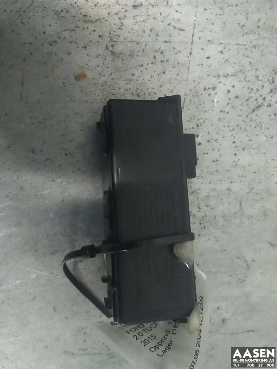 Antenne forsterker til Ford Mondeo 2014-2019 (Type V, Fase 1) (FS7T-18D816-BC|)