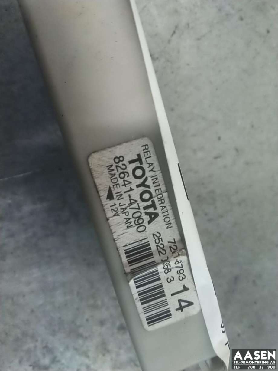 Rele diverse til Toyota Prius 2009-2016 (Type III) (COMBI) (COMBI) (82641-47090|)