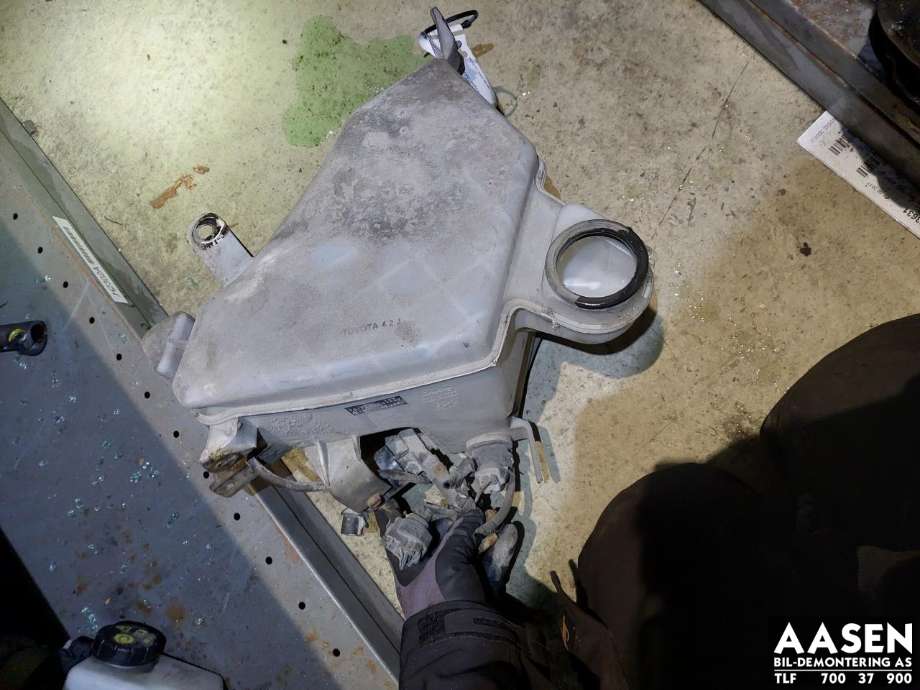 Spylertank foran til Toyota Land Cruiser 120 2002-2009
