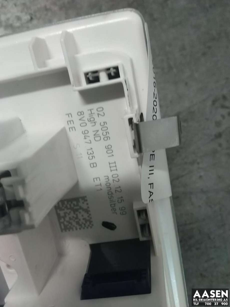 Taklyspanel til Audi A3 2016-2020 (Type III, Fase 2)  (8V0 947 135 B|)