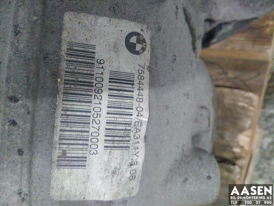 Kardang klokke bak til BMW 5-Serie 2010-2017 (F10/F11) (F10/F11) (33 10 7 584 448|)