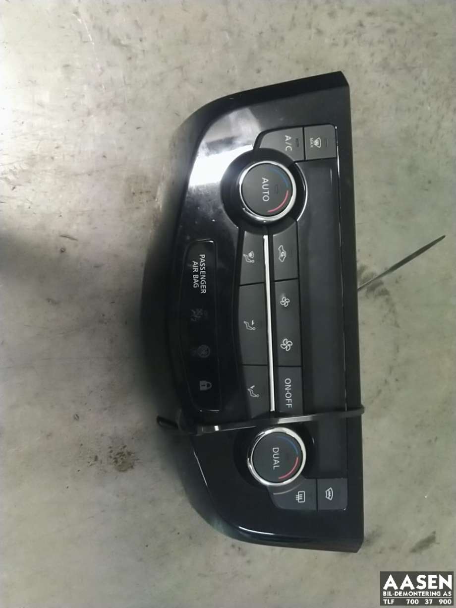 Varmeapparat betjening til Nissan Qashqai, 2014-2021 (Type II)  (275004EA1A)