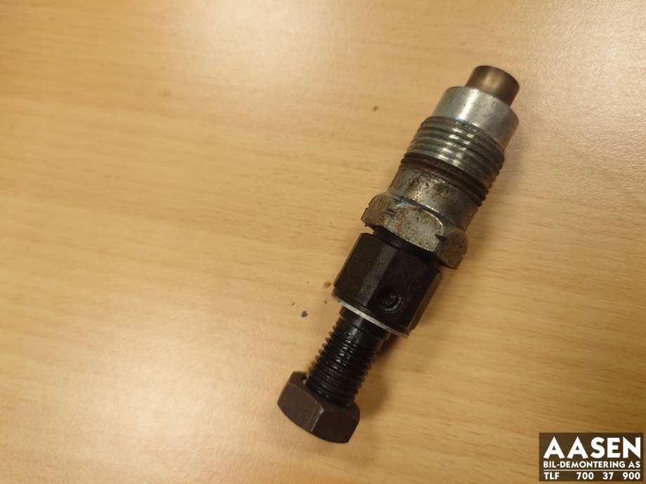 Dyse innsprøyting diesel til Toyota Land Cruiser 90, 1996-2002  (23600-69105)