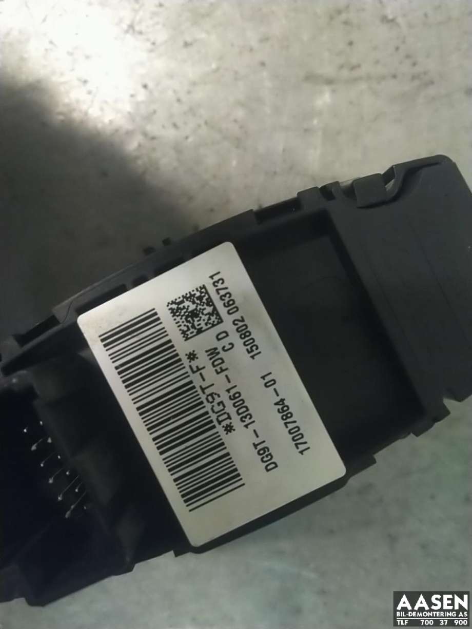 Bryter lys til Ford Mondeo 2014-2019 (Type V, Fase 1)