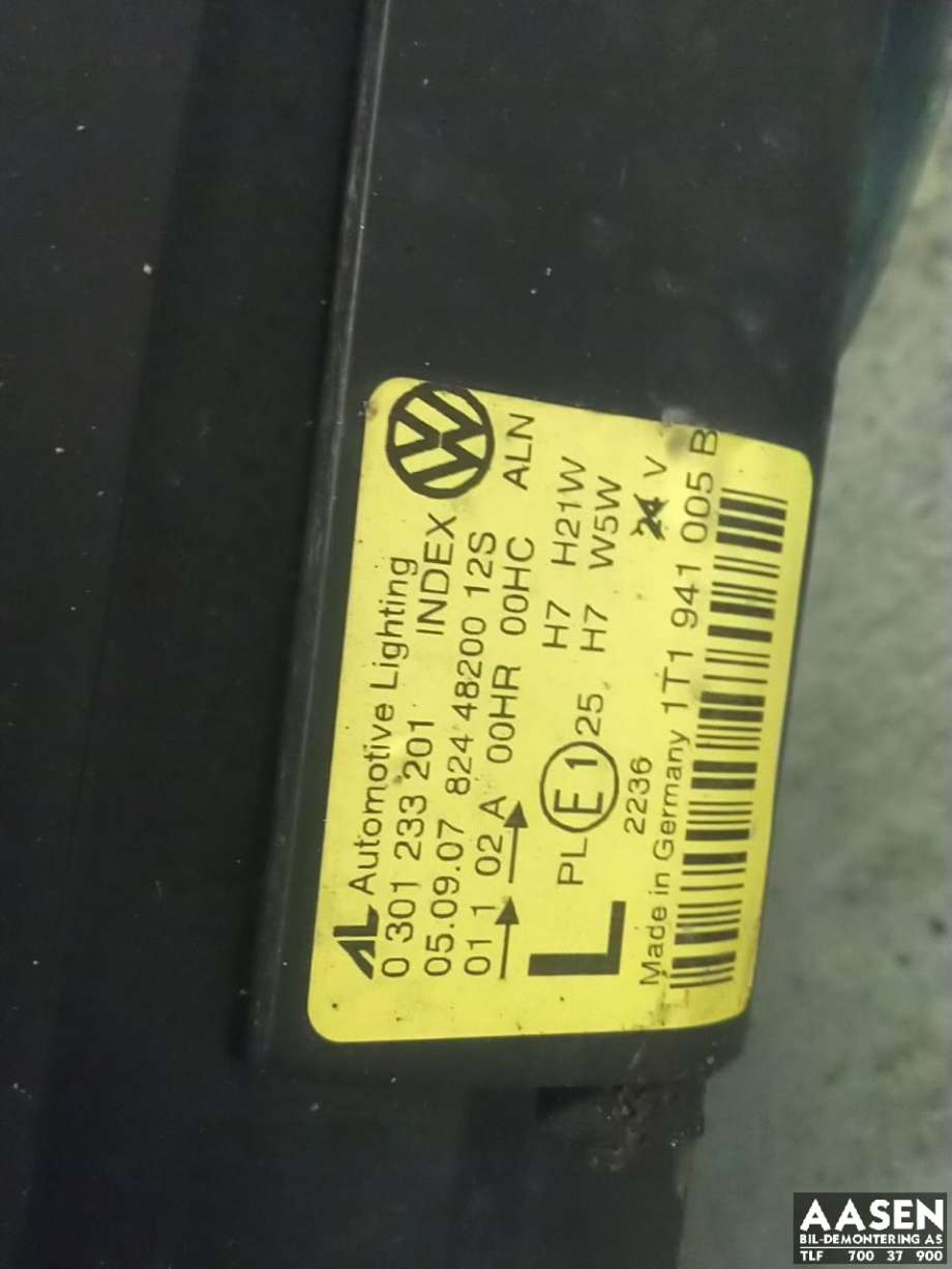 Frontlykt venstre halogen til VW Touran 2007-2010 (Type I, Fase 2)  (1T1 941 005 B|)