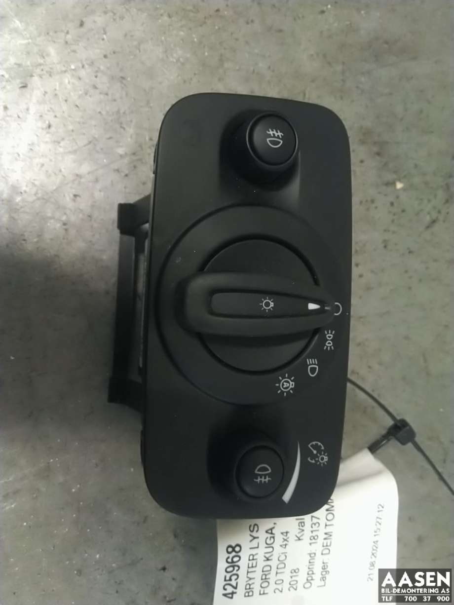 Bryter lys til Ford Kuga, 2013-2019  (10099414)