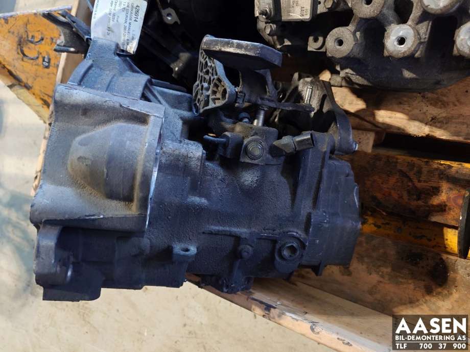 Girkasse manuell 6-trinn til VW Touran 2007-2010 (Type I, Fase 2)  (02S 300 046 BX|02S 300 046 RX|)