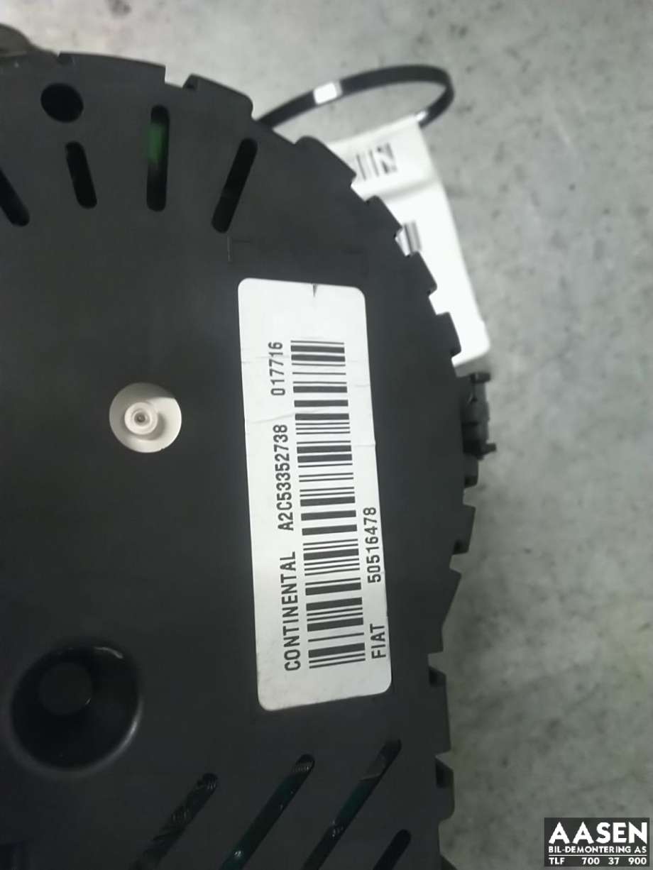 Instrumentpanel til Alfa Romeo Giulietta 2010-2018 (50516478|)