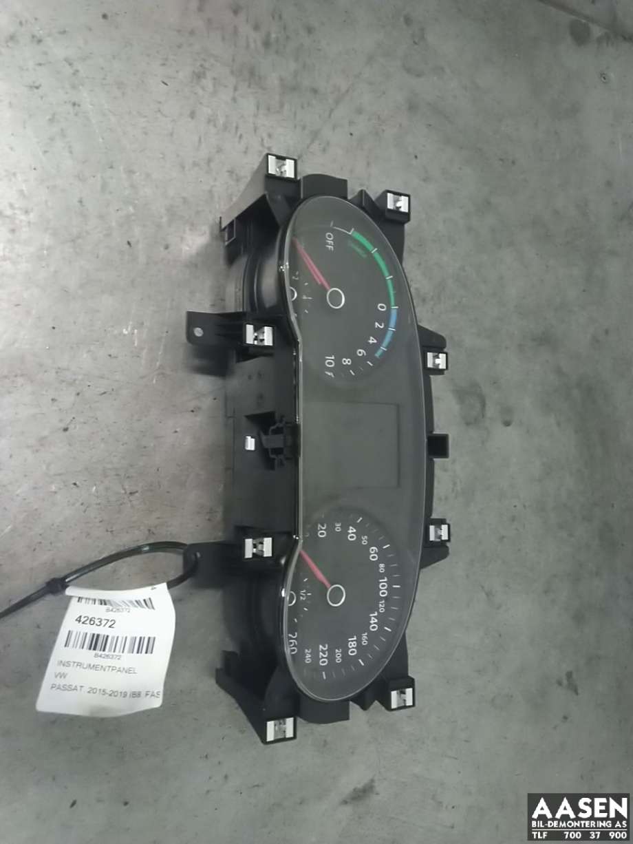 Instrumentpanel til VW Passat 2015-2019 (Fase 1) (B8) (B8) (3G0 920 754 B|)