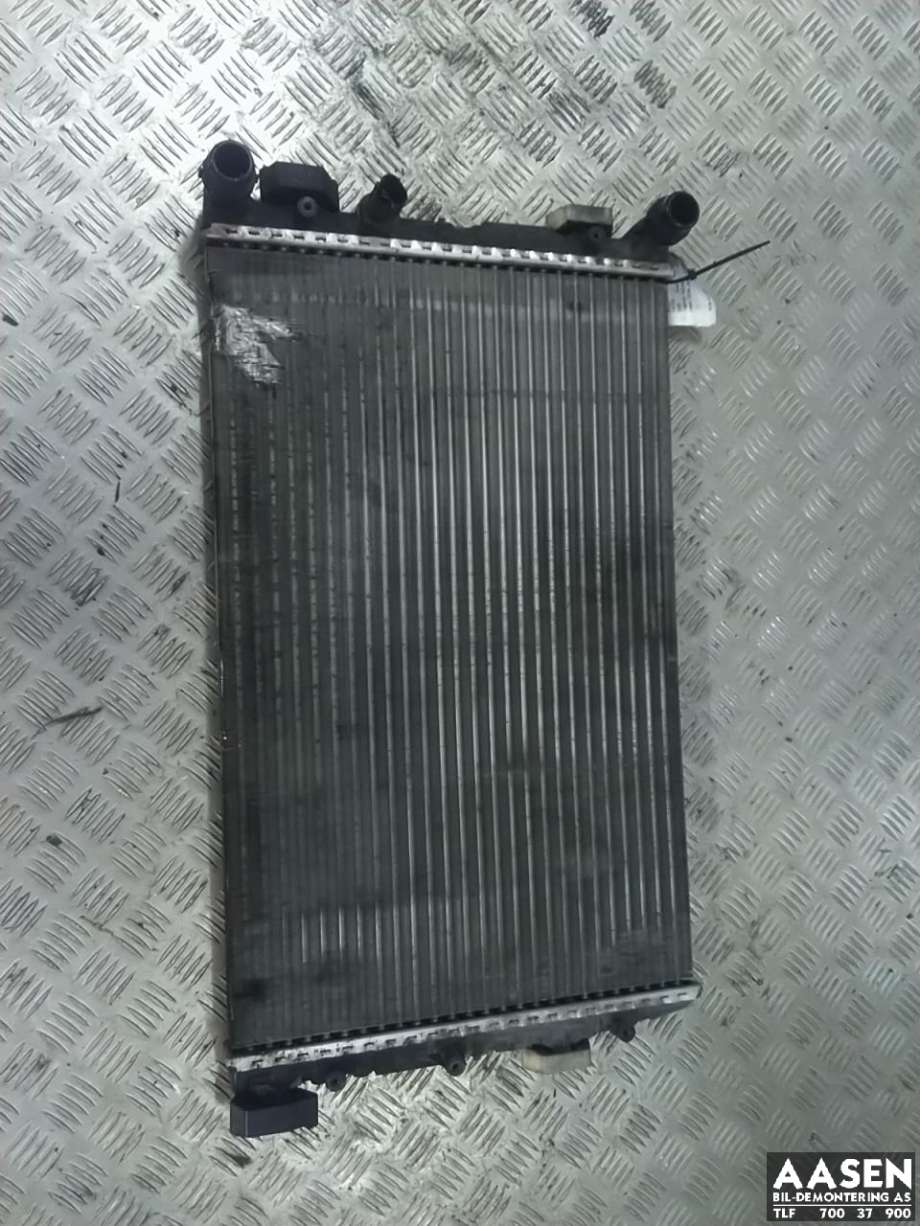 Radiator (manuell gir) til Škoda Roomster 2006-2010 (Fase 1) (6Q0 121 253 R|)